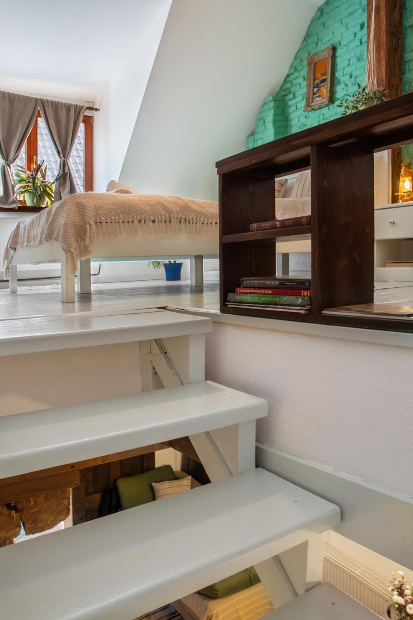 Bike House - 250-Year-Old Restored House In A Quiet Area 브라쇼브 외부 사진